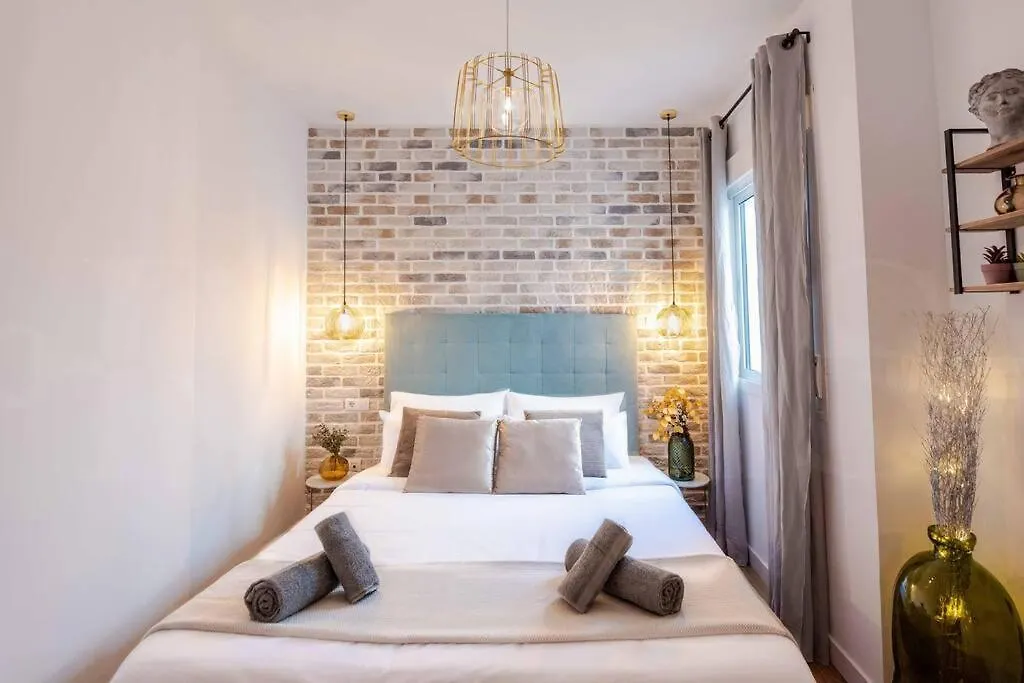 Penthouse With Private Jacuzzi & Rooftop - Center By Rems Apartment Malaga