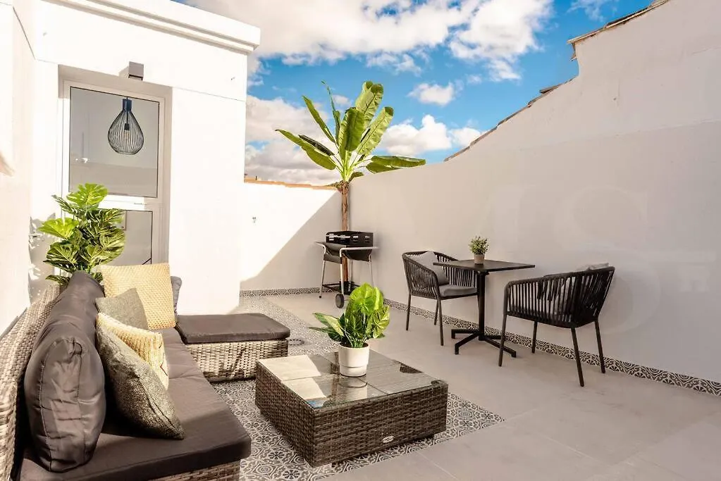Penthouse With Private Jacuzzi & Rooftop - Center By Rems Apartment Malaga Spain