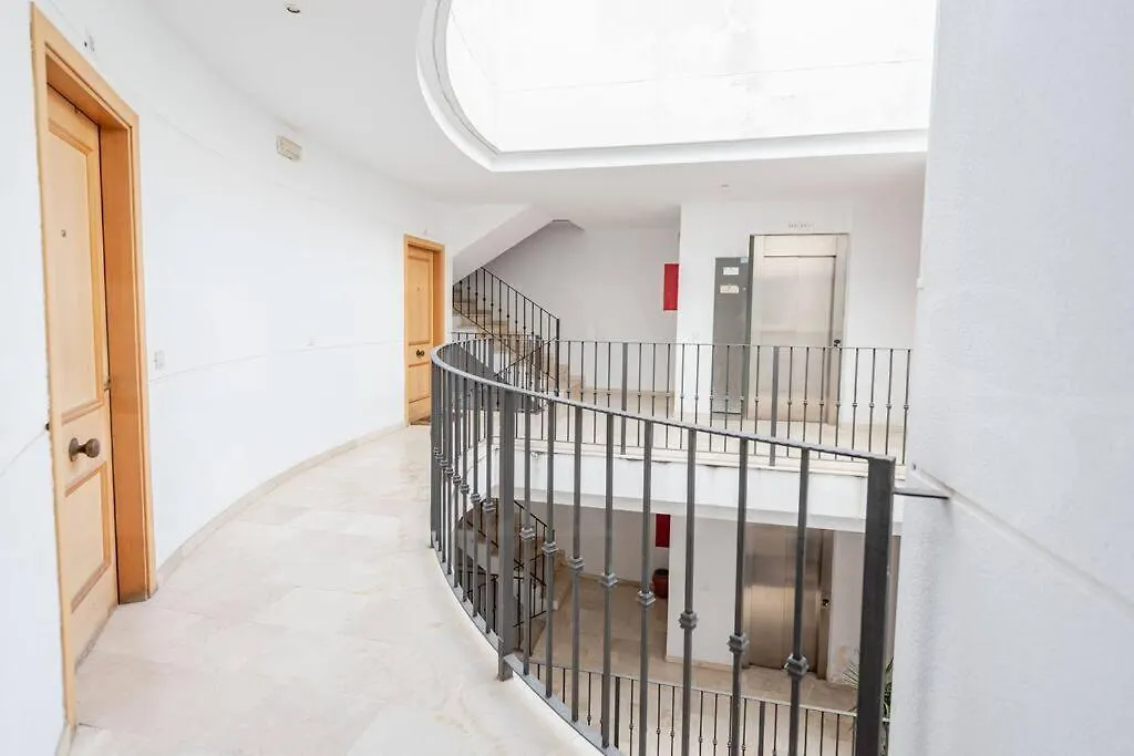 Penthouse With Private Jacuzzi & Rooftop - Center By Rems Apartment Malaga