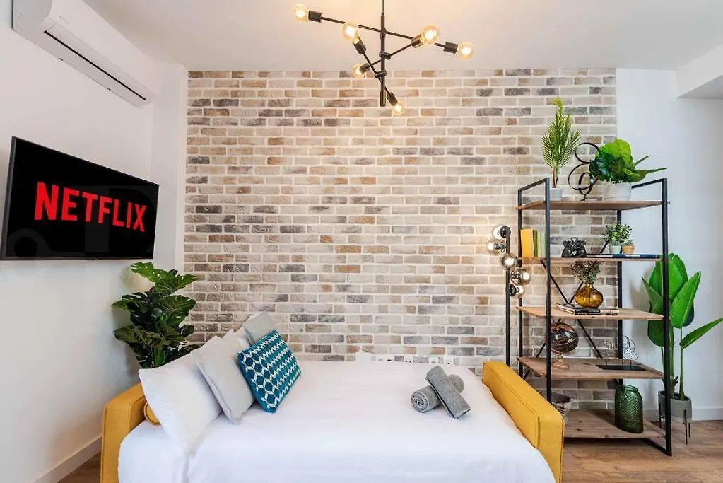 Penthouse With Private Jacuzzi & Rooftop - Center By Rems Διαμέρισμα Μάλαγα 0*,