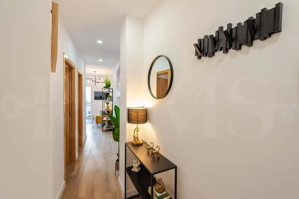 Penthouse With Private Jacuzzi & Rooftop - Center By Rems Διαμέρισμα Μάλαγα